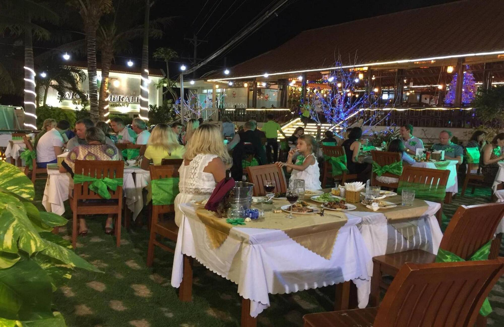 Saigon Emerald Beach Resort Фантхьєт Екстер'єр фото